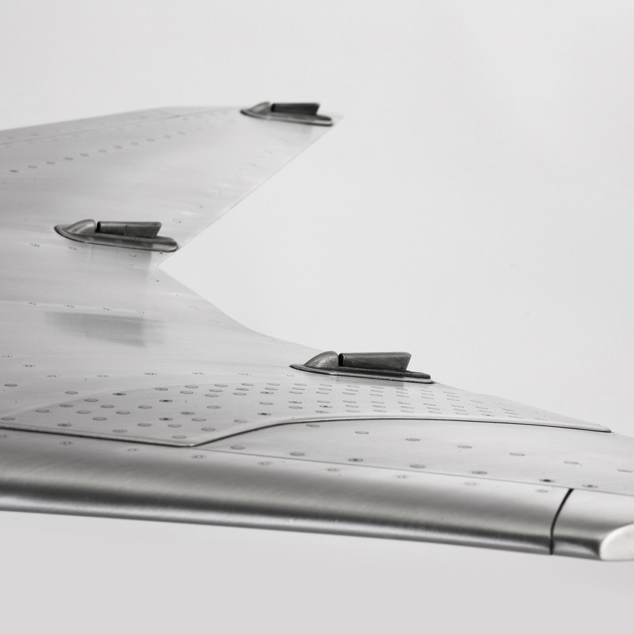 Coffee table "Luke" - A320 Wingtip Fence