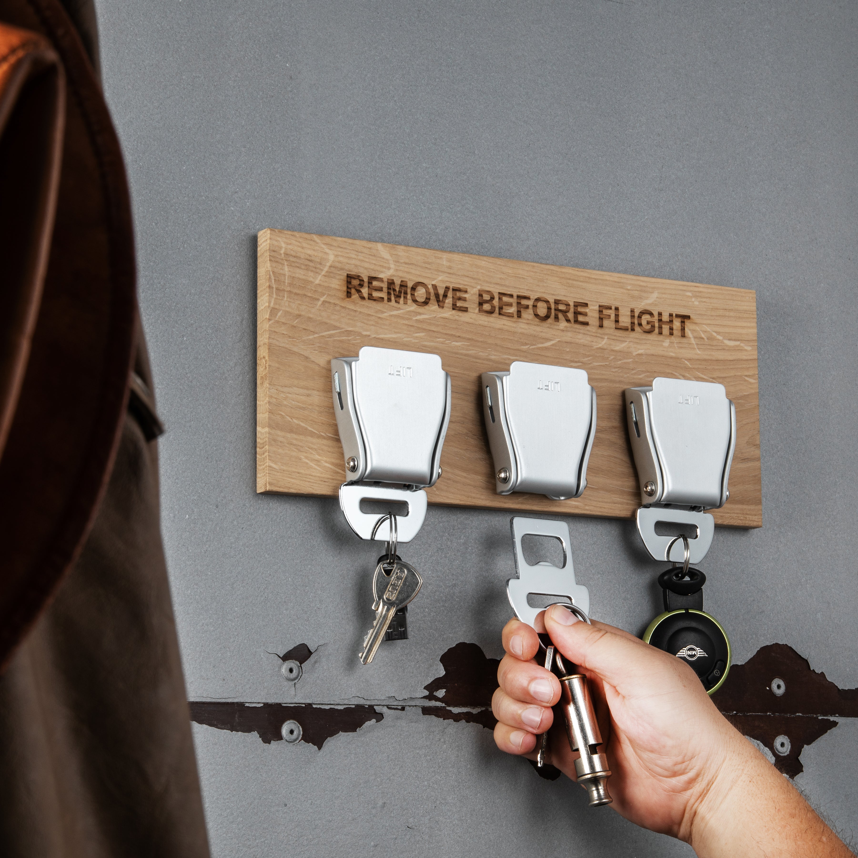 Seatbelt Buckle Key Holder - Oak