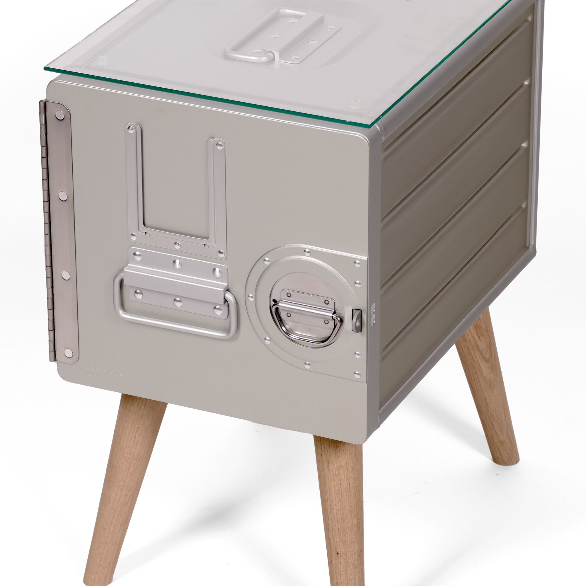 Schraeg_eiche Beistelltisch - Standard Service Unit - Eiche