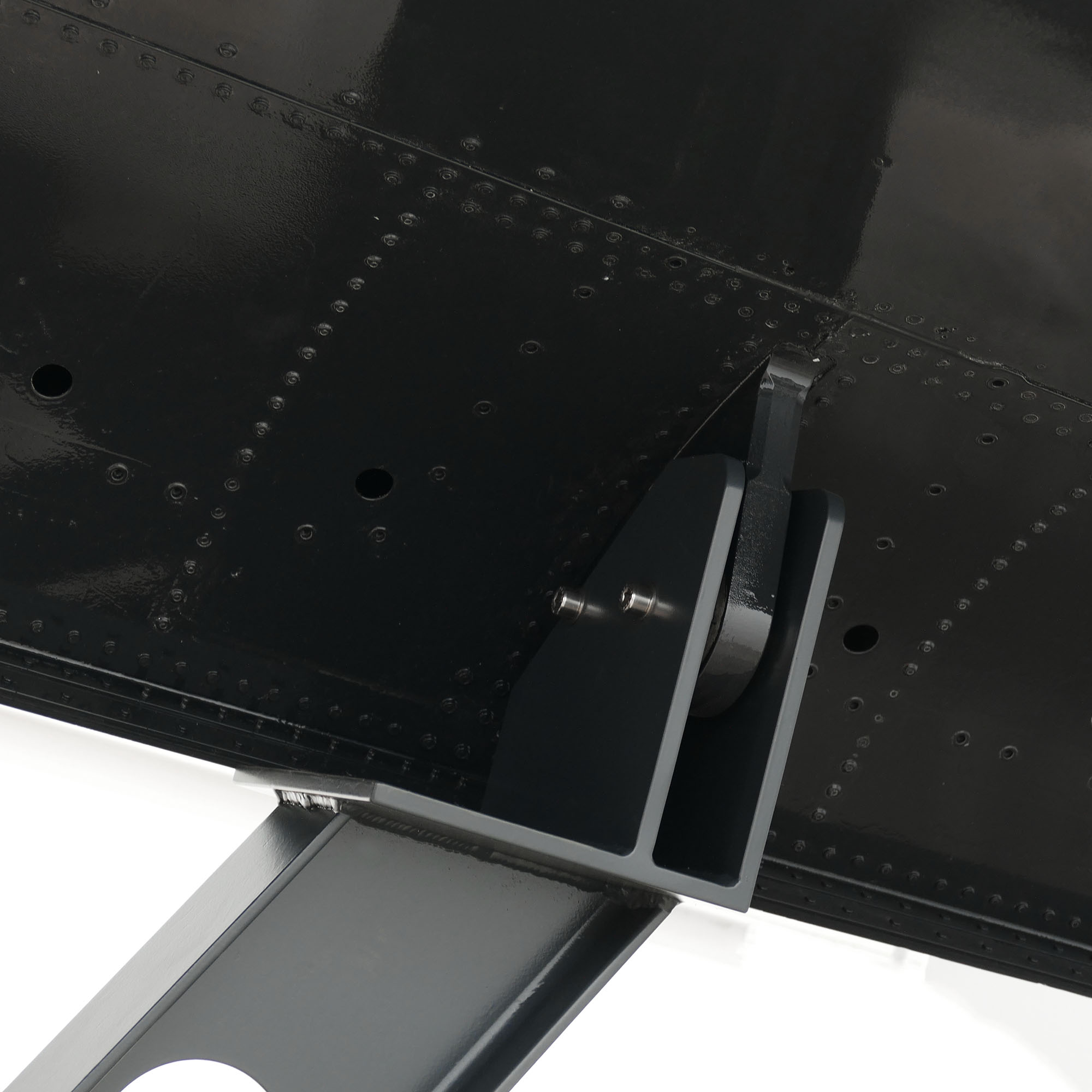 Closeup_Halter_Slat Theke "Wing" - Slat